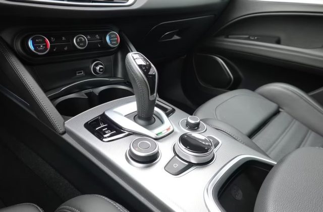 ALFA ROMEO Stelvio usata, con Sedili riscaldati