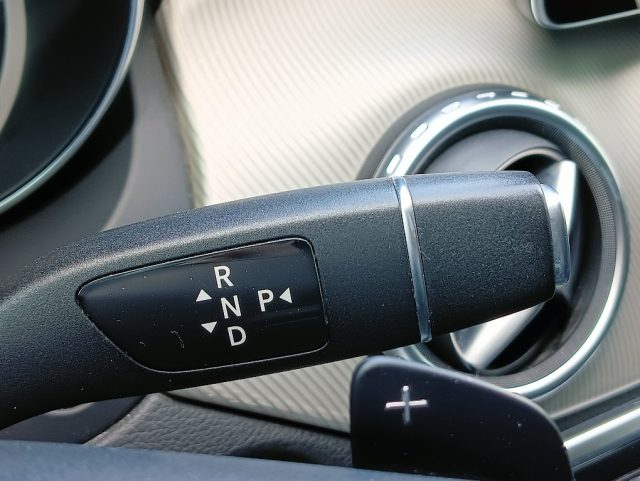 MERCEDES-BENZ GLA 200 usata, con Fari Xenon