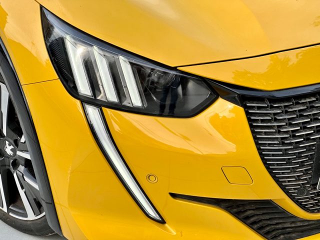 PEUGEOT 208 usata, con Climatizzatore