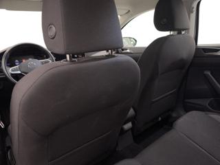 VOLKSWAGEN Taigo usata, con Fari LED