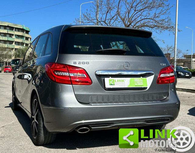 MERCEDES-BENZ B 200 usata, con Cerchi in lega