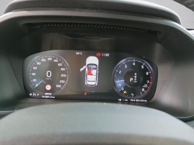 VOLVO XC40 usata, con Autoradio