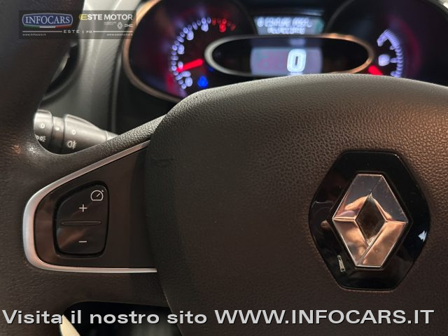 RENAULT Clio usata, con USB