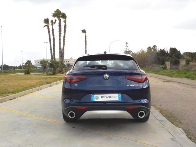ALFA ROMEO Stelvio usata, con Autoradio