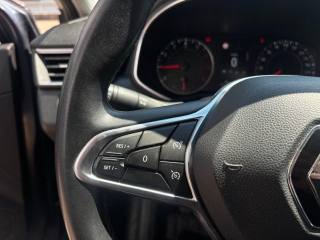 RENAULT Clio usata, con Autoradio digitale