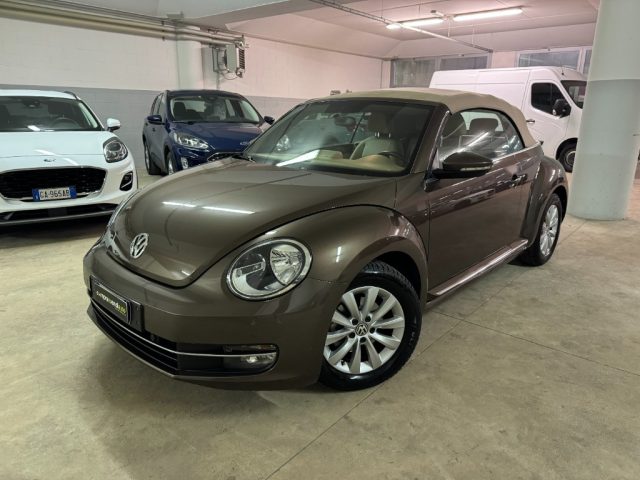 VOLKSWAGEN Maggiolino usata, con Park Distance Control