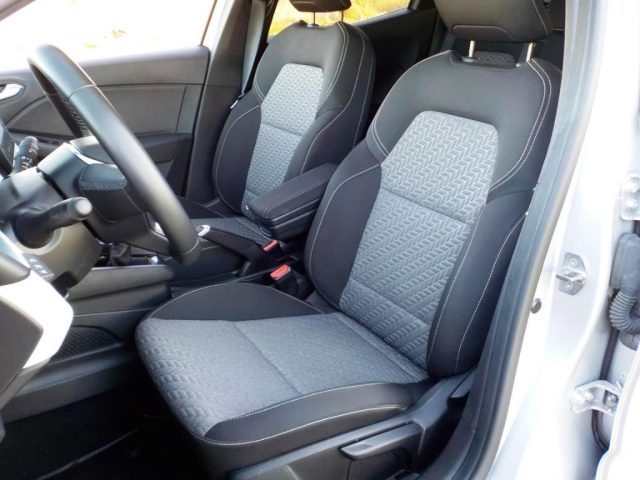 RENAULT Clio usata, con Volante multifunzione