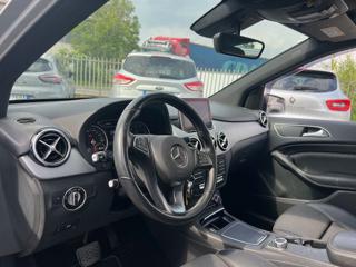 MERCEDES-BENZ B 180 usata, con Cruise Control