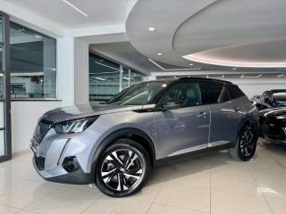 PEUGEOT 2008 usata, con Airbag