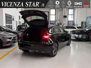 MERCEDES-BENZ A 200 usata, con Touch screen