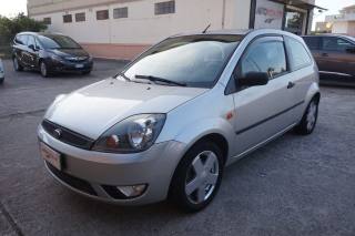 FORD Fiesta usata, con Servosterzo