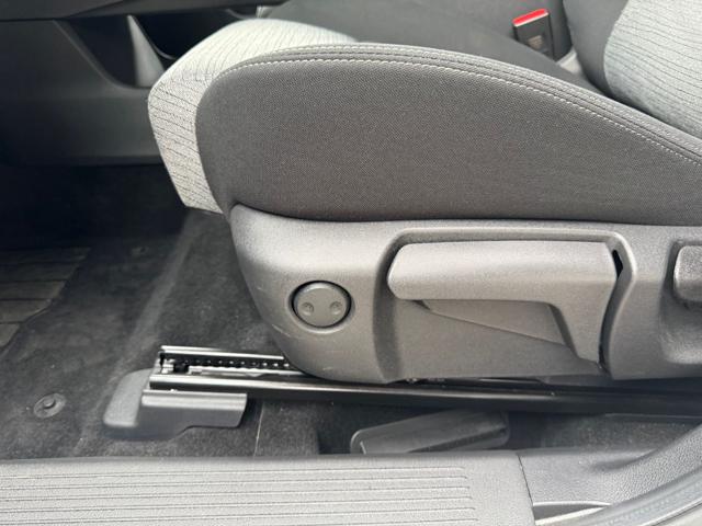 NISSAN X-Trail usata, con Sensori di parcheggio anteriori