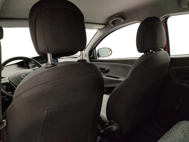 LANCIA Ypsilon usata, con Autoradio digitale