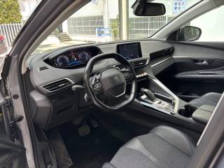 PEUGEOT 3008 usata, con Sensori di parcheggio posteriori