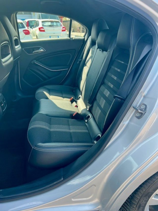 MERCEDES-BENZ A 200 usata, con Climatizzatore