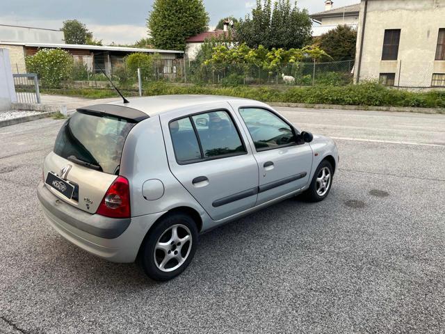 RENAULT Clio usata, con Boardcomputer