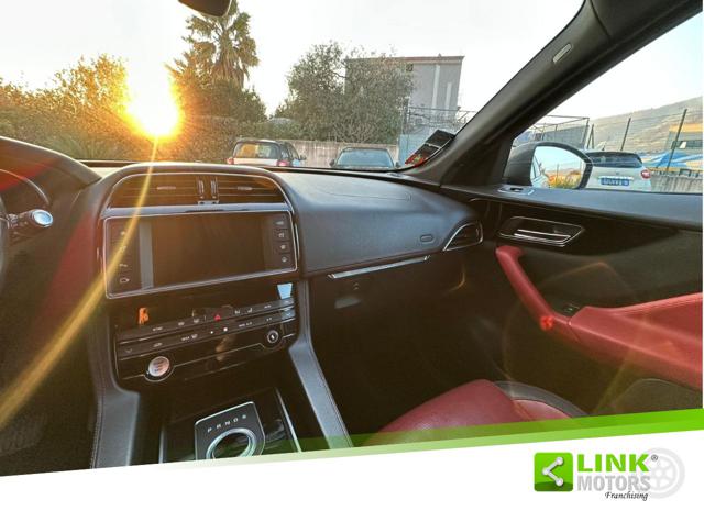 JAGUAR F-Pace usata, con ESP