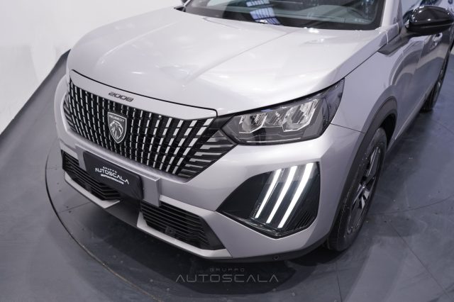 PEUGEOT 2008 usata, con Sensore di pioggia