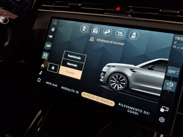 LAND ROVER Range Rover Sport usata, con Sedile posteriore sdoppiato