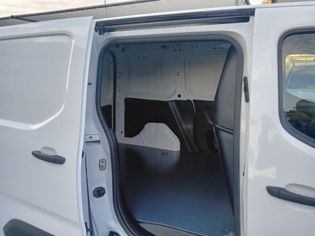 OPEL Combo usata, con Immobilizzatore elettronico