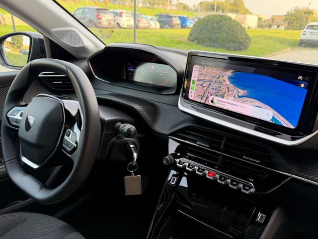 PEUGEOT 208 usata, con Volante in pelle