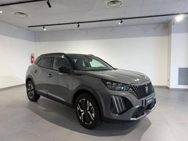 PEUGEOT 2008 usata, con Airbag