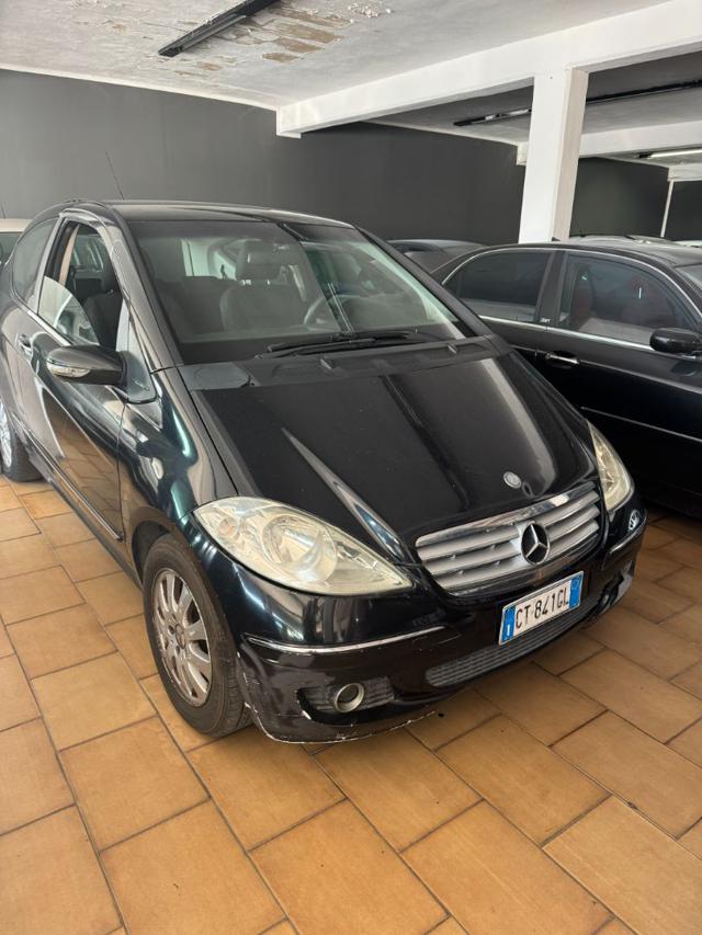 MERCEDES-BENZ A 180 usata, con Airbag