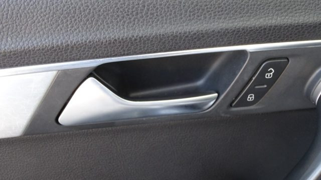 VOLKSWAGEN Passat usata 54