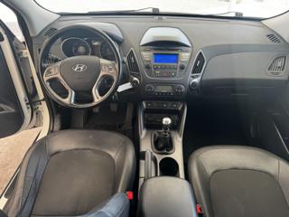 HYUNDAI iX35 usata, con Specchietti laterali elettrici