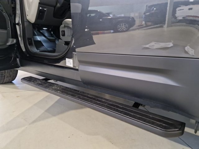 LAND ROVER Defender usata, con Antifurto