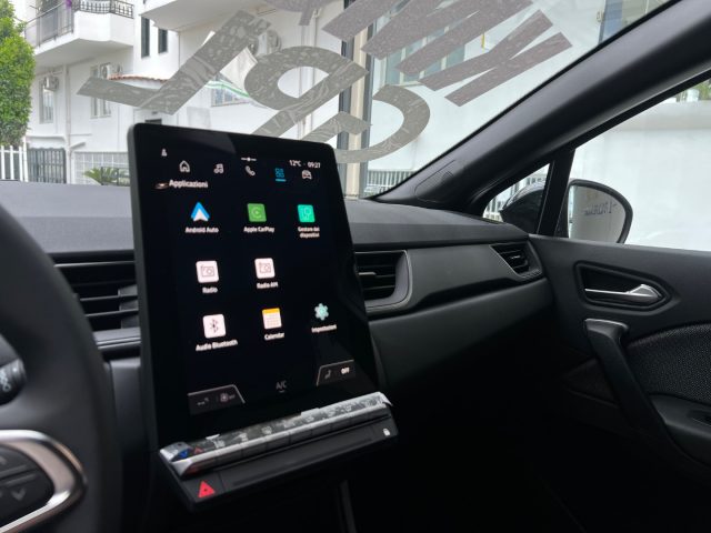 RENAULT Captur usata, con Isofix