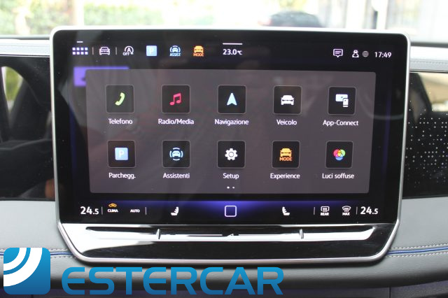VOLKSWAGEN Tiguan usata, con Autoradio