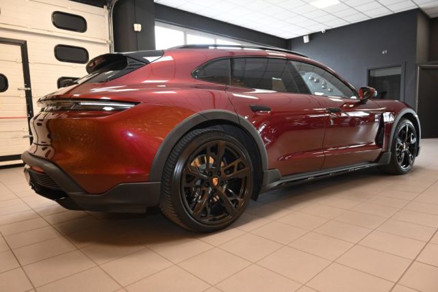 PORSCHE Taycan usata 93