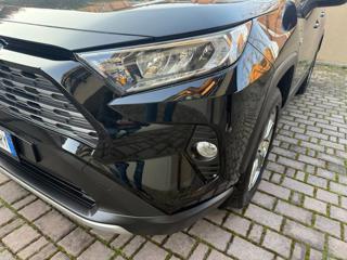 TOYOTA RAV 4 MY23 usata, con Volante multifunzione