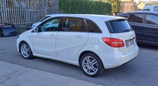 MERCEDES-BENZ B 200 usata, con Autoradio