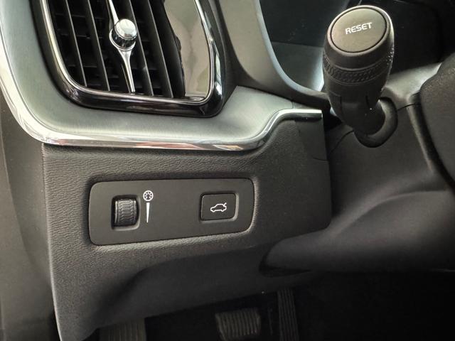 VOLVO XC60 usata, con USB