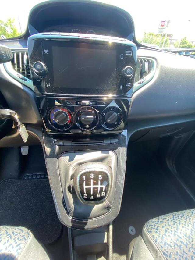LANCIA Ypsilon usata, con Servosterzo
