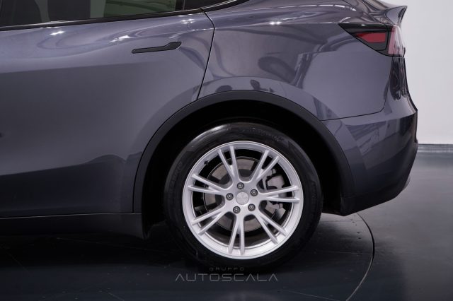 TESLA Model Y usata, con Frenata d