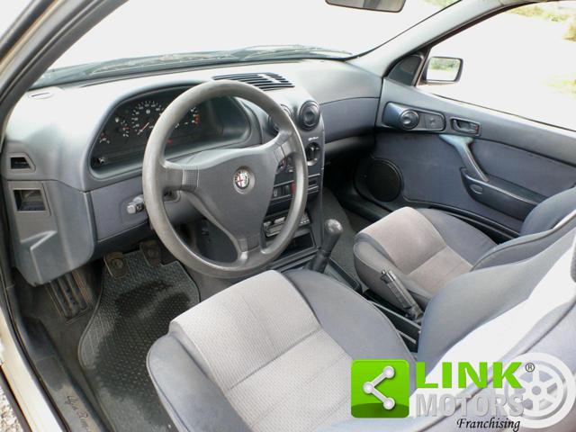 ALFA ROMEO 146 usata, con Lettore CD