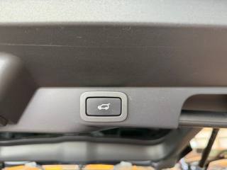 LAND ROVER Range Rover Sport usata, con Fari Xenon