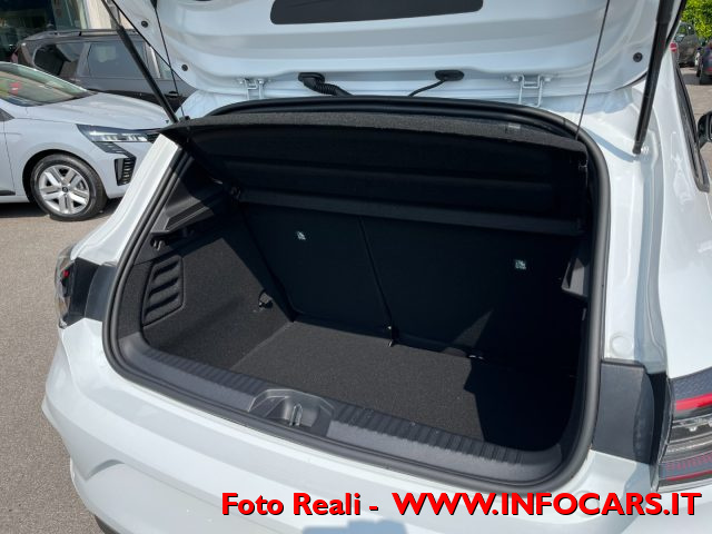 RENAULT Clio usata, con Bracciolo