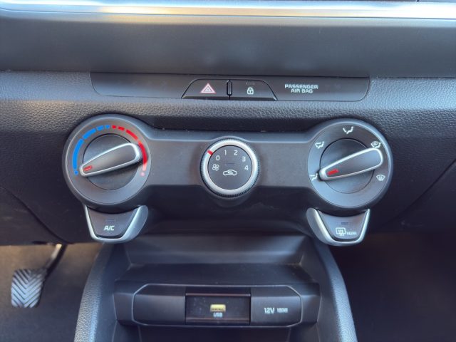 KIA Stonic usata, con Bluetooth