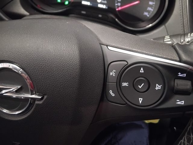 OPEL Grandland X usata, con Riconoscimento dei segnali stradali