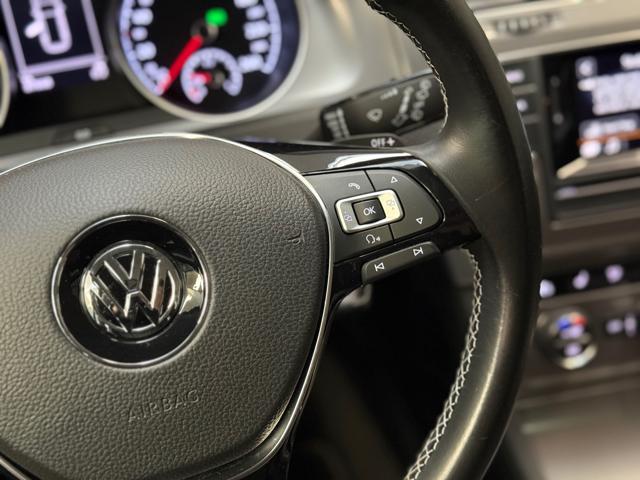 VOLKSWAGEN Golf Variant usata, con Specchietti laterali elettrici