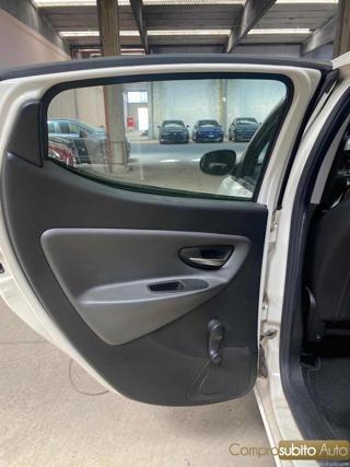 LANCIA Ypsilon usata 19