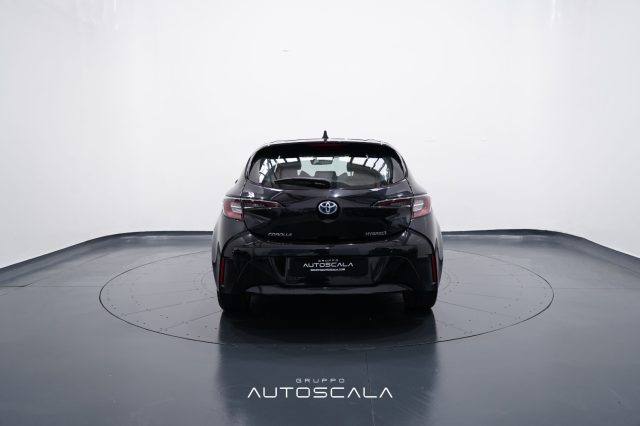 TOYOTA Corolla usata, con Autoradio