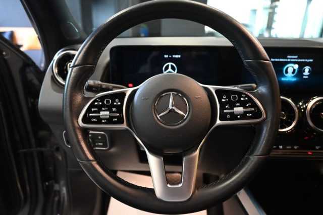 MERCEDES-BENZ GLB 180 usata 109