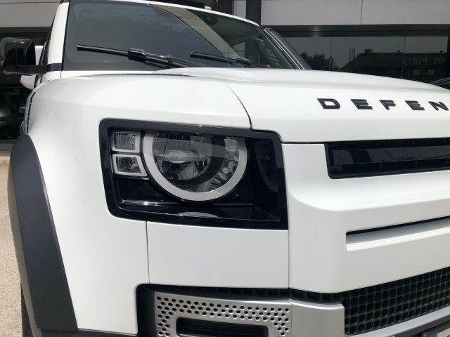 LAND ROVER Defender usata, con Sistema di navigazione