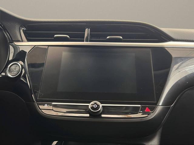 OPEL Corsa usata, con Volante in pelle