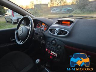 RENAULT Clio usata, con Sedile posteriore sdoppiato